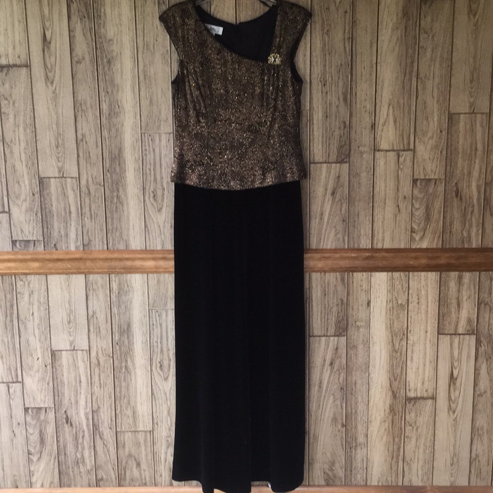 Special occasion gown sz 10